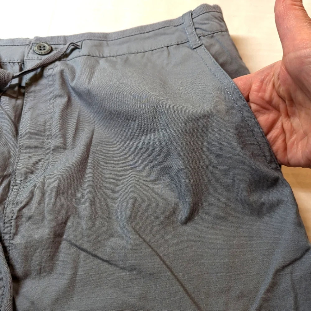 Ladies Eddie Bauer Grey Chino Skirt Size 8